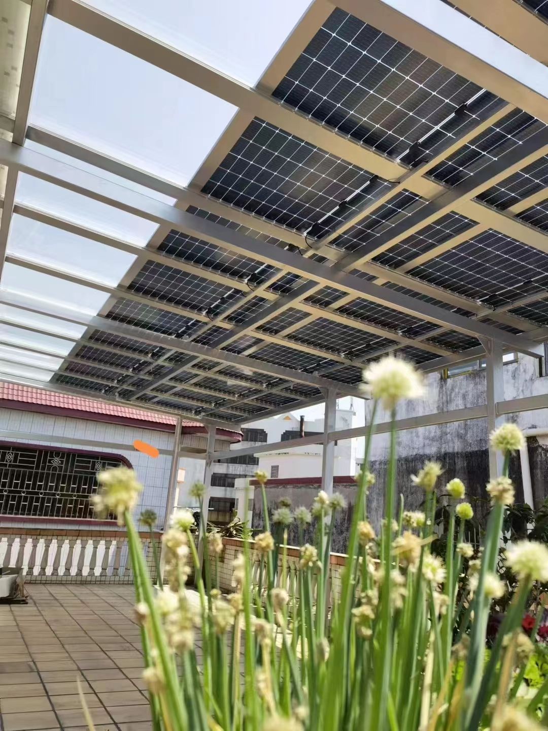 亳州别墅家用屋顶太阳能发电系统安装